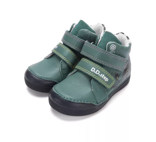 D.D. Step magasszárú zárt cipő LED világítós autós (25-30 méret) A068-62454B (25)