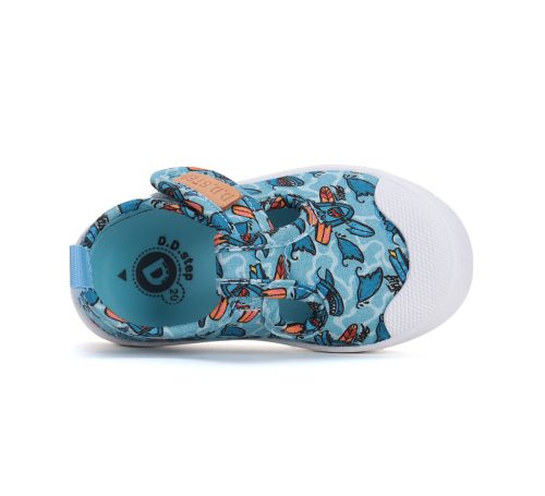 D.D. Step vízlepergetős felvezetőpántos tornacipő cápás (20-25 méret) C096-51104 (21)