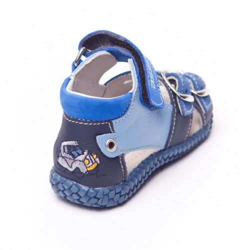 Asso, kék-világoskék, bőr, csatos-tépőzáras szandál, kisautós díszítéssel (19-24); (F-SZ-009-01) (19)