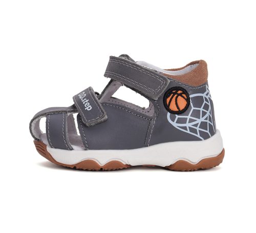 D.D. Step zárt orrú szandál kosárlabdás (20-25 méret) G064-51470B (25)