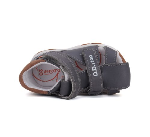 D.D. Step zárt orrú szandál kosárlabdás (20-25 méret) G064-51470B (25)