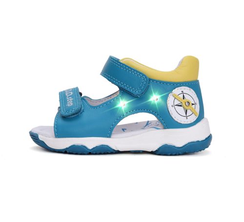 D.D. Step LED világítós szandál (20-25 méret) G064-51517A (25)