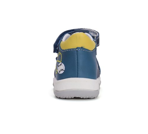 D.D. Step zárt orrú szandál labdás (20-25 méret) G064-51611 (21)