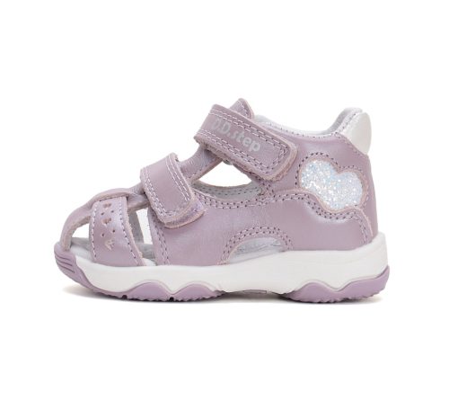 D.D. Step zárt orrú szandál szívecskés (26-31 méret) G064-51872B (29)