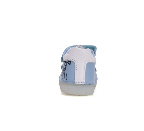 D.D. Step shoes (sizes 25-30) S049-51676A (25)