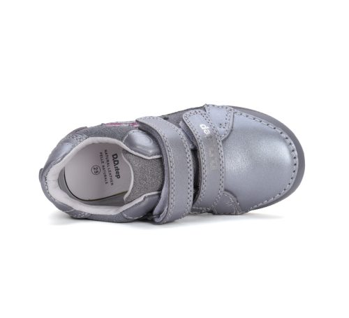 D.D. Step shoes (sizes 25-30) S068-51865A (30)