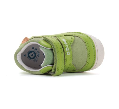 D.D. Step shoes (sizes 26-31) S082-51977A (31)